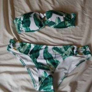 Leaf print bikini